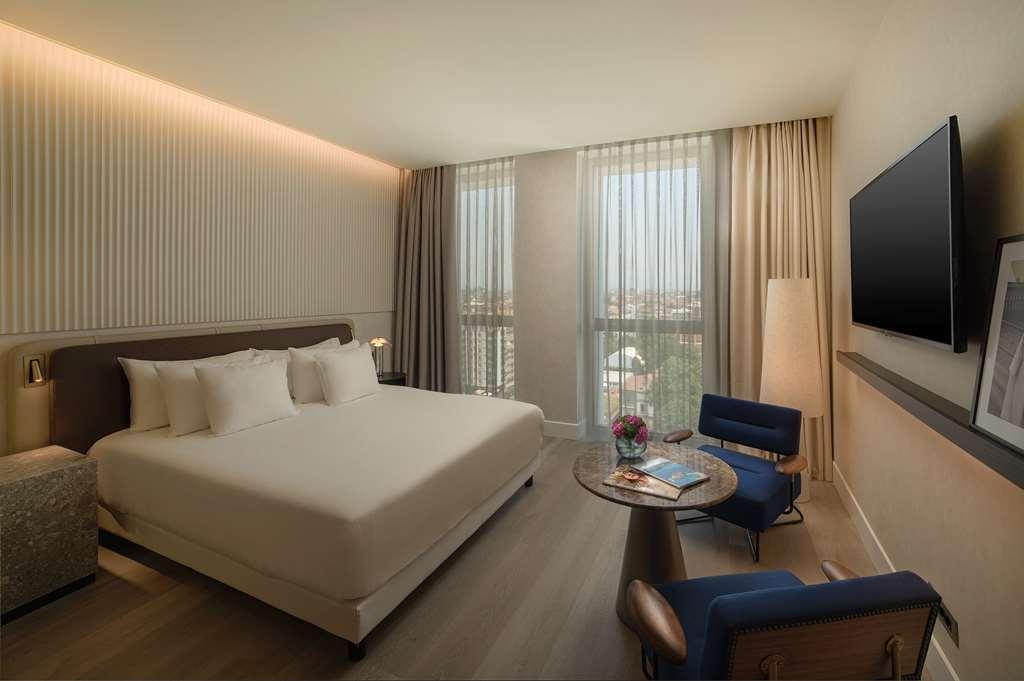 Nh Collection Life Hotel Milán